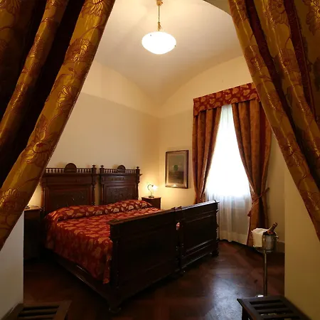 Grand Dei Castelli Hotel 4*