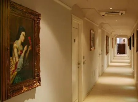 Hotel Grand Dei Castelli 4*