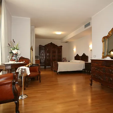 Grand Dei Castelli 4* ססטרי לבאנטה