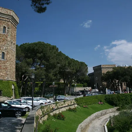 Otel Grand Dei Castelli 4*