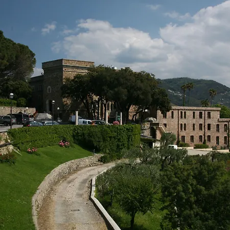 Grand Dei Castelli מלון 4*
