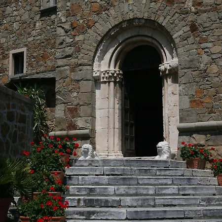 Grand Dei Castelli מלון ססטרי לבאנטה