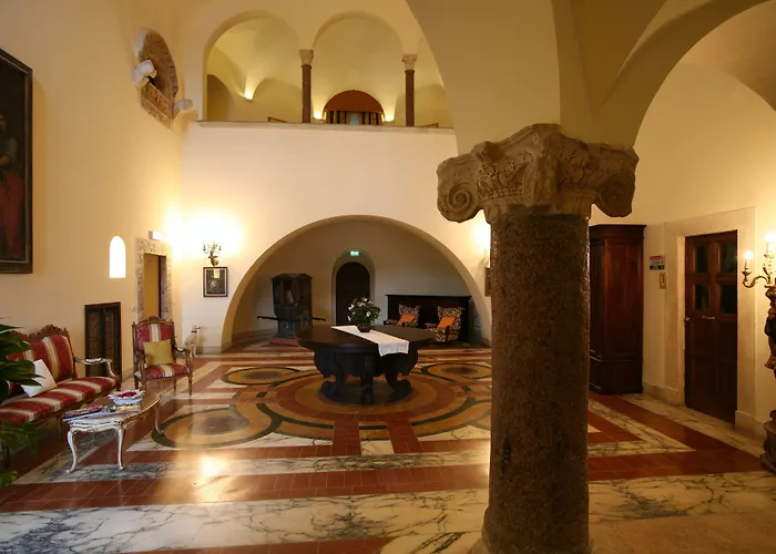 Hotel Grand Dei Castelli 4*